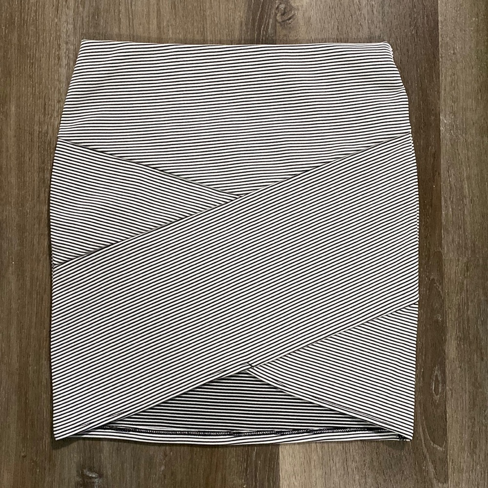 Forever 21 Pencil Skirt